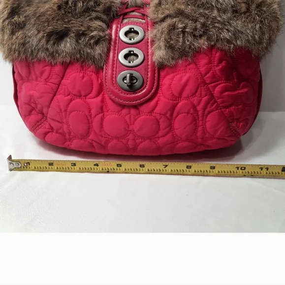 Coach - pink authentic RARE quilted, angora - Picture 7 of 7